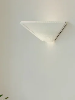 New Works Nebra Wall Lamp fra> Væglamper|Spots