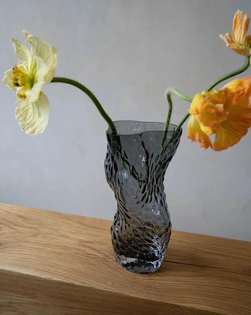 Hein Studio Ostrea Vase, amber fra> Vaser