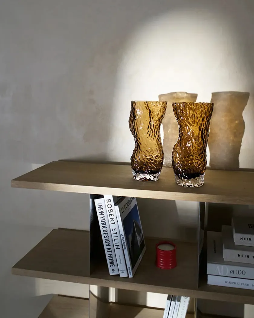 Hein Studio Ostrea Vase, amber fra> Vaser