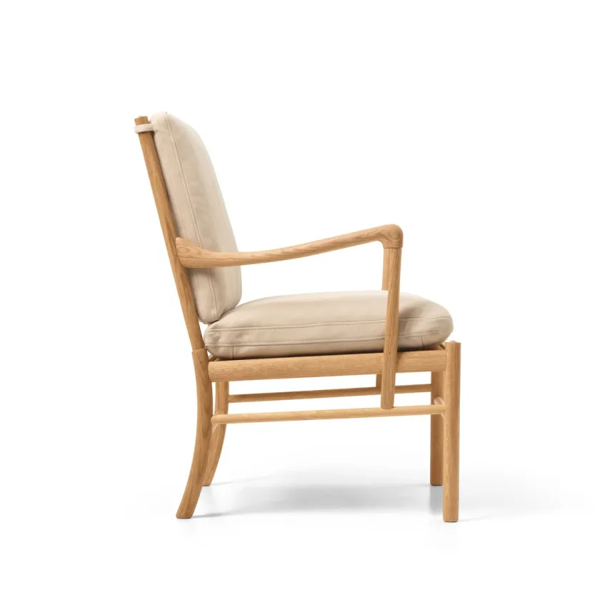 Carl Hansen & Søn OW149 Colonial lænestol, eg olie, Terra-læder af Ole Wanscher> Loungestole|Lænestole