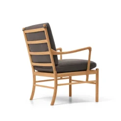 Carl Hansen & Søn OW149 Colonial lænestol, valnød olie, Terra-læder af Ole Wanscher><noscript><img width=