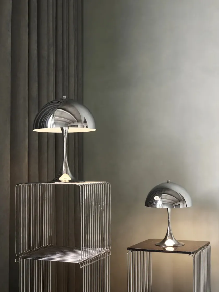 Louis Poulsen Panthella 250 bordlampe, pale blue af Verner Panton> Spots