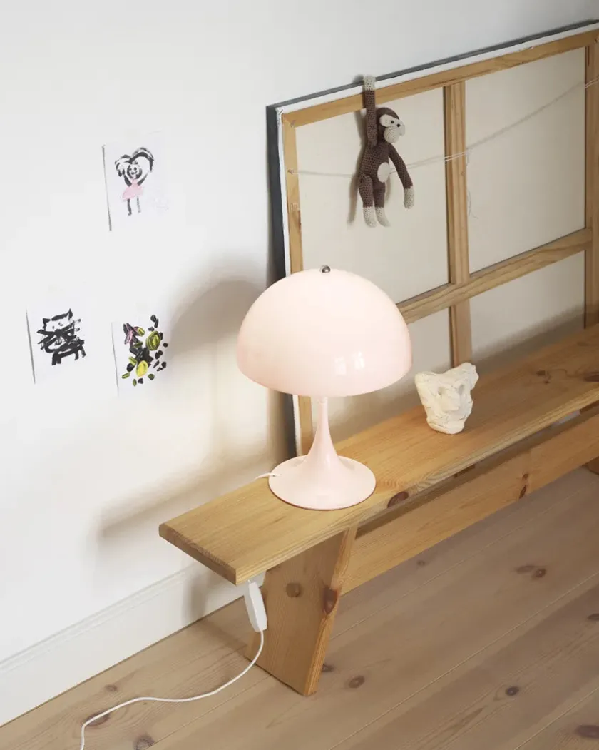 Louis Poulsen Panthella 250 bordlampe, pale rose af Verner Panton> Spots