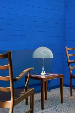 Louis Poulsen Panthella 250 bordlampe, sort af Verner Panton><noscript><img width=