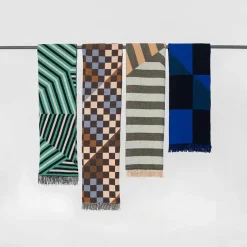 raawii Patch Plaid, leaf/egg/jet fra><noscript><img width=