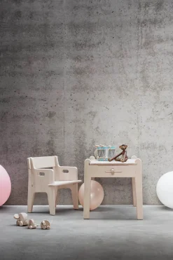 Carl Hansen & Søn Peters Stol CH410 af Hans J. Wegner>Børn Børnestole