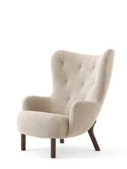 &Tradition Petra VB3 Chair, moonlight sheepskin/walnut fra><noscript><img width=