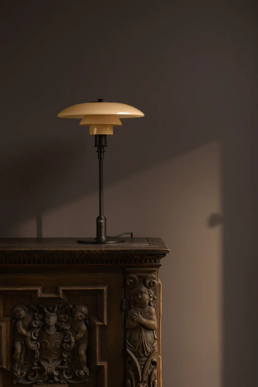 Louis Poulsen PH 3/2 Bordlampe, sort metalliseret fra> Skrivebordslamper|Spots
