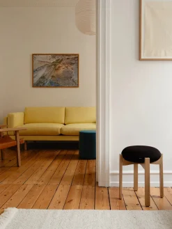 Fredericia Furniture Pioneer Stool, lacquered oak/zero 0001 fra><noscript><img width=