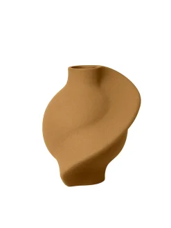 Louise Roe Pirout Vase 01, ceramic fra><noscript><img width=