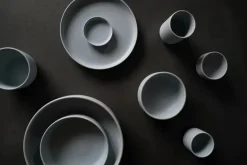 Louise Roe Pisu 08 Tray, sky blue fra> Bakker