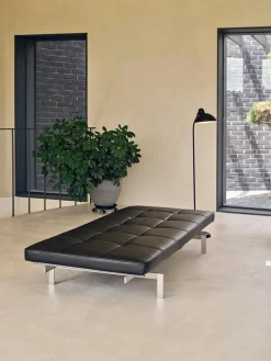 Fritz Hansen PK80 Daybed af Poul Kjærholm><noscript><img width=