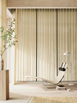 Fritz Hansen PK24 Loungestol af Poul Kjærholm><noscript><img width=