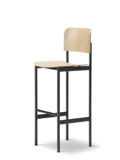 Fredericia Furniture Plan Barstool, eg lak fra> Barstole