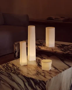 Audo Copenhagen Plinth Bridge, Kunis Breccia stone fra><noscript><img width=