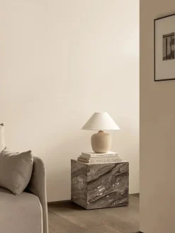 Audo Copenhagen Plinth Cubic Grey Kendzo marmor fra><noscript><img width=