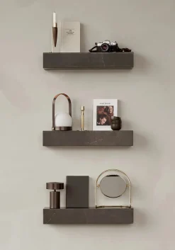 Audo Copenhagen Plinth Shelf Sand Kunis Breccia marmor fra><noscript><img width=