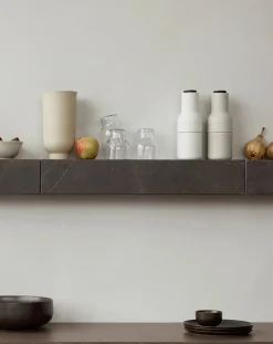 Audo Copenhagen Plinth Shelf Sand Kunis Breccia marmor fra><noscript><img width=