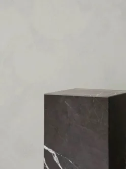 Audo Copenhagen Plinth Tall White Carrara marmor fra><noscript><img width=