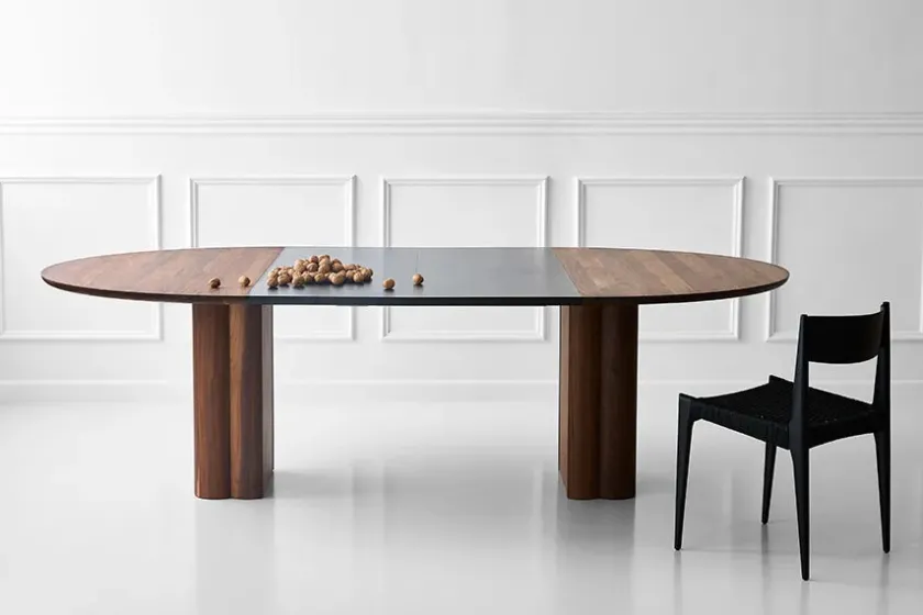 DK3 Plush Table Round fra> Spiseborde
