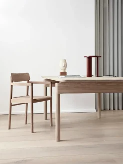 Fredericia Furniture Post Spisebordsstol, eg lys olie fra> Spisebordsstole