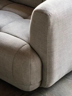 HAY Quilton 2,5 pers. sofa, Flamiber Cream A5, venstre fra><noscript><img width=