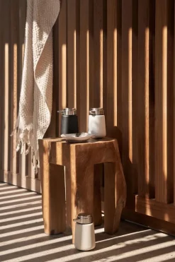 Vipp Sæbedispenser, Holger's Beige fra><noscript><img width=