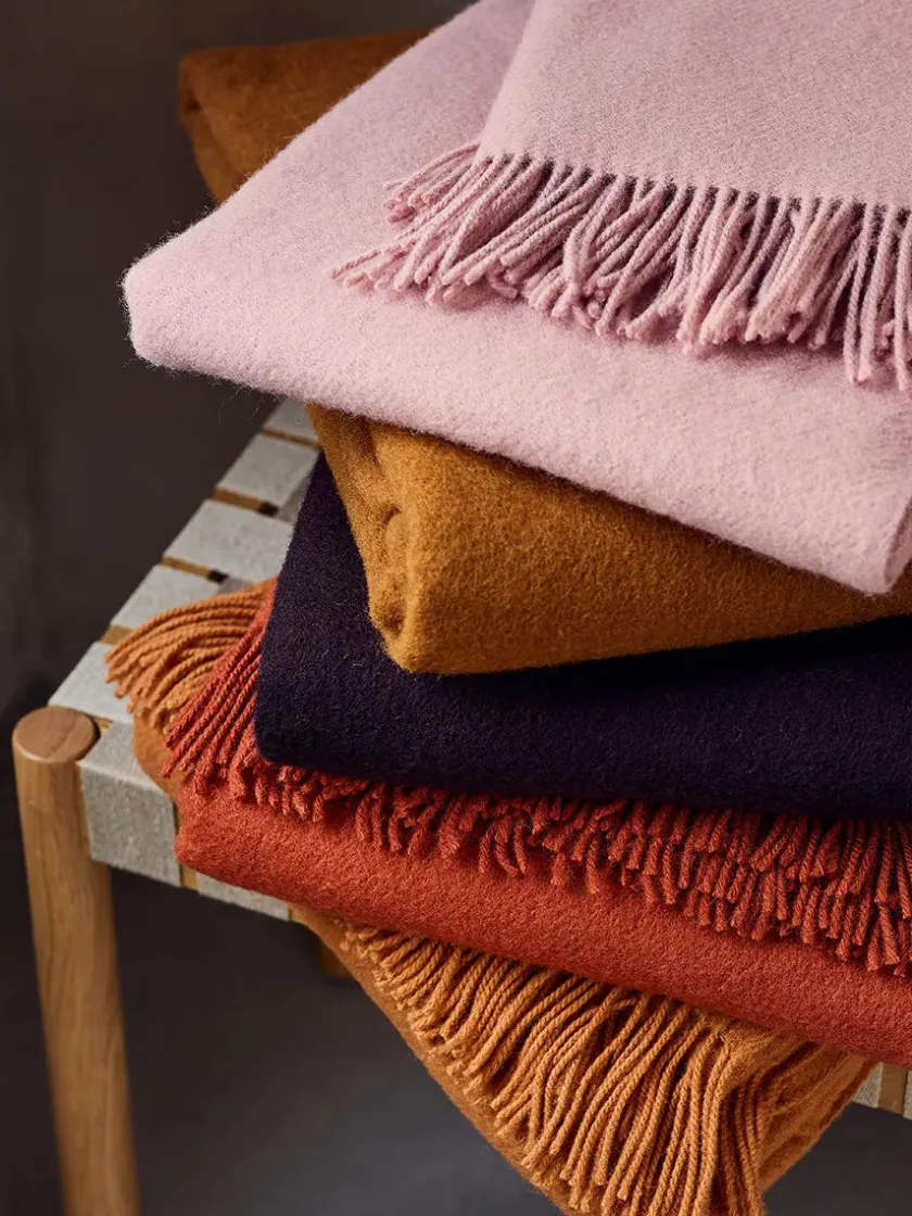 Silkeborg Uldspinderi Season Plaid, blush fra> Gaver Til Hende|Puder Og Plaider