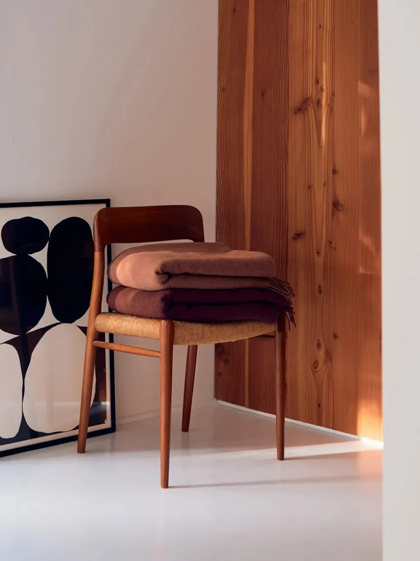 Silkeborg Uldspinderi Season Plaid, rosewood fra> Puder Og Plaider