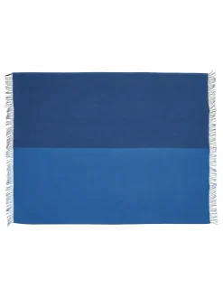 Silkeborg Uldspinderi Secret Plaid, ocean/ink fra><noscript><img width=