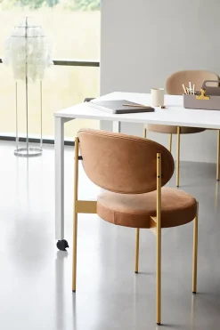 Verpan Serie 430 spisestol, messing af Verner Panton><noscript><img width=