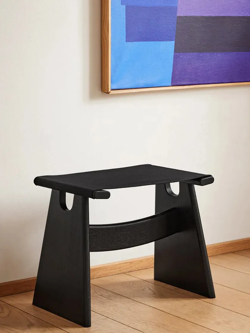 Fredericia Furniture Seto Stool, eg sort lak fra> Skamler