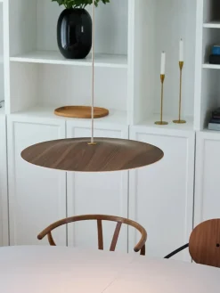 Piet Hein Sinus Wood Pendel, valnød fra><noscript><img width=
