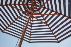 Fritz Hansen Skagerak Messina Parasol Ø270, Golden Yellow Stripes fra><noscript><img width=