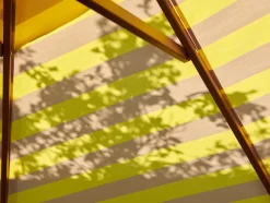 Fritz Hansen Skagerak Messina Parasol Ø300, Lemon/Sand Stripes fra><noscript><img width=