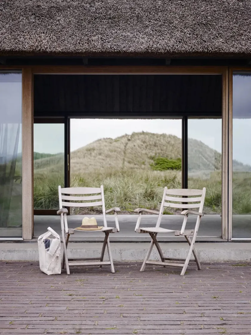 Fritz Hansen Skagerak Selandia Sæt, 2 armstole og Ø 94 bord fra> Havemøbelsæt