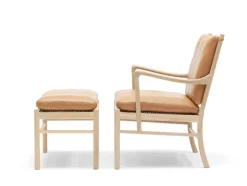 Carl Hansen & Søn Skammel til Colonial Chair af Ole Wanscher><noscript><img width=