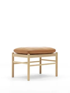 Carl Hansen & Søn Skammel til Colonial Chair af Ole Wanscher><noscript><img width=