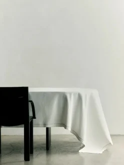 Louise Roe S.R. Table Cloth 02 fra> Køkkentekstiler