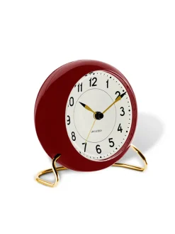 Arne Jacobsen Clocks Station Bordur, bordeaux af Arne Jacobsen> Gaver Til Ham