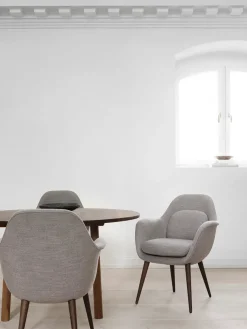 Fredericia Furniture Swoon Spisebordsstol, Sinequanon 001 fra> Spisebordsstole