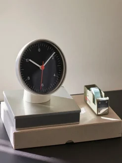 HAY Table Clock fra> Gaver Til Ham