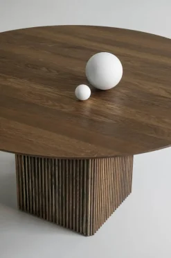 DK3 Ten Table Round fra><noscript><img width=