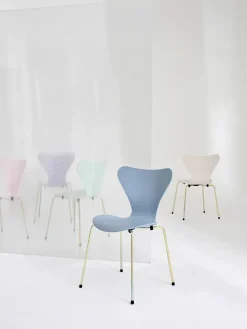 Fritz Hansen 70th Anniversary Edition 3107 Spisebordsstol, 7:14 AM Violet af Arne Jacobsen><noscript><img width=