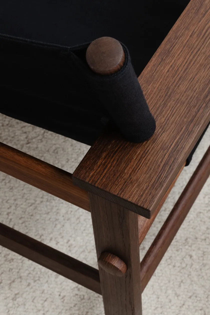 Fredericia Furniture The Canvas Chair, sortlakeret eg sort canvas af Børge Mogensen> Loungestole|Lænestole