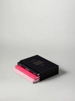 New Mags The Essence of Gucci fra><noscript><img width=