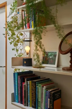Tala The Muse Portable Lampe, Pomona Red fra><noscript><img width=