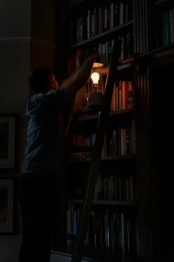 Tala The Muse Portable Lampe, Solid Brass fra><noscript><img width=