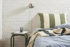Silkeborg Uldspinderi The Sweater Cushion, green fra> Puder Og Plaider|Puder