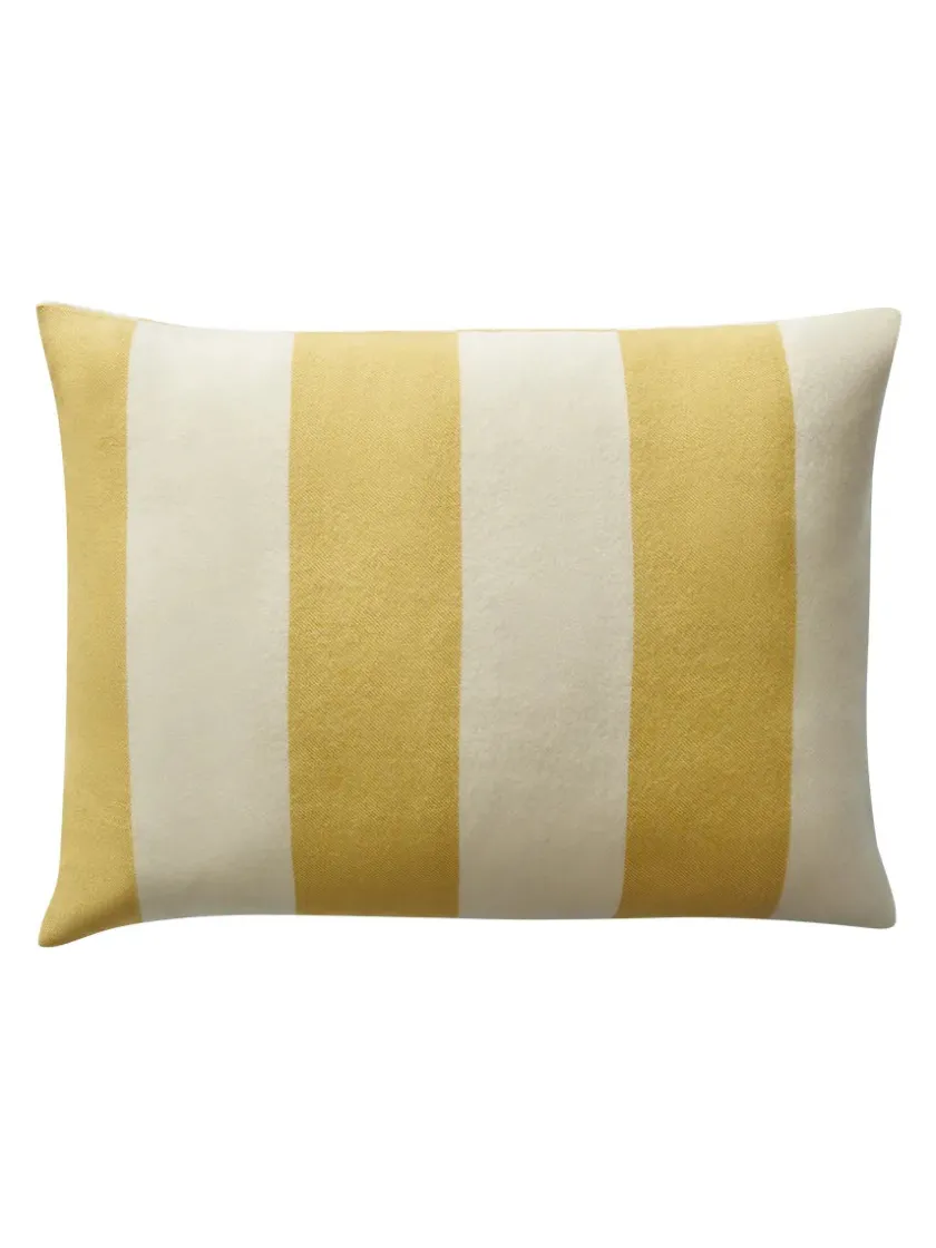 Silkeborg Uldspinderi The Sweater Cushion, green fra> Puder Og Plaider|Puder